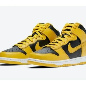 Nike Dunk High SP 'Varsity Maize'